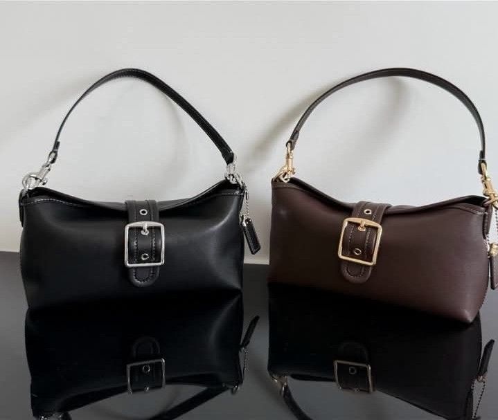 COACH ABBIE SHOULDER BAG (Category: Shoulder Bags) located in Pasig City. Submitted by titalana2011991 (Listing ID 1467942410, Image 1). Description: COMPLETE INCLUSIONS.