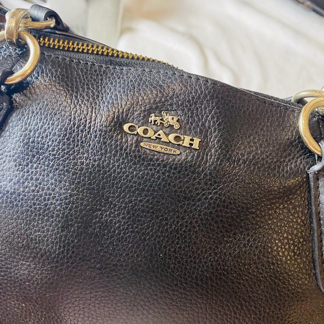 Coach Kelsey Zip Tote Bag (Category: Luxury Bags & Wallets) located in Las Pinas. Submitted by mauwryhan (Listing ID 1468009087, Image 3). Description: FOR SALE: Coach Kelsey Zip Tote Bag 👜 Condition: Very Good – 8/10 ₱1,500 ONLY! It comes with sling, Hardware are in good condition, zipper is perfectly working. Expect sign of usage. USED BUT NOT ABUSED! 💯 AUTHENTIC ⚠️ Reason for Selling: Decluttering THIS IS SECOND HAND ITEM, PLS MANAGE YOIR EX