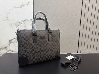 （分類：）位於 。 由 bellezza. 提交（商品編號 1467972825，圖片 1）。簡介： 。