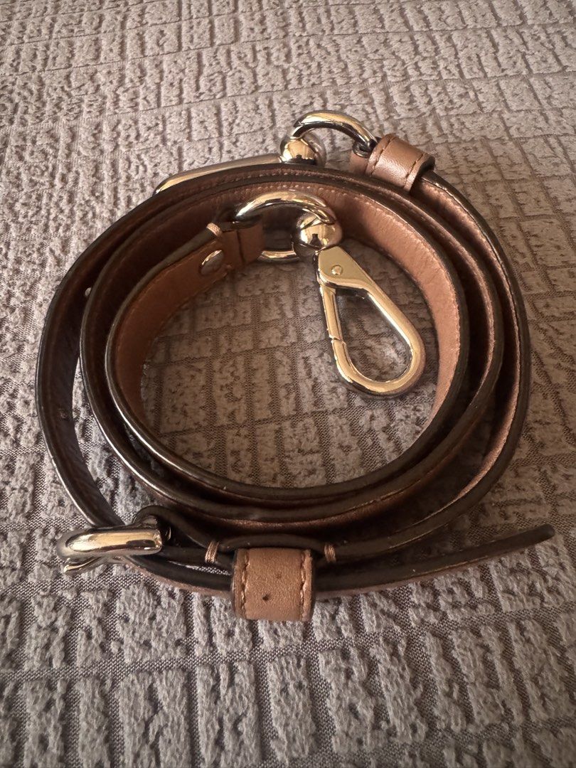 Coach Leather Replacement Strap (Category: Shoulder Bags) located in Mandaluyong City. Submitted by axos723 (Listing ID 1468021934, Image 2). Description: ➡️Please read item description carefully below (click read more 👇) ➡️Personal Preloved ➡️Item is AVAILABLE ➡️1-Day Reservation only ➡️First to pay gets the item ➡️For SURE BUYERS only please. -Price: P550+ SF -Brand: Coach -Color:Light Brown Leather with Silver hardware (Color may vary due to 