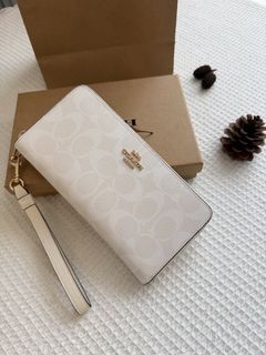 (Category: ) located in . Submitted by pshoppers. (Listing ID 1467975978, Image 1). Description: .