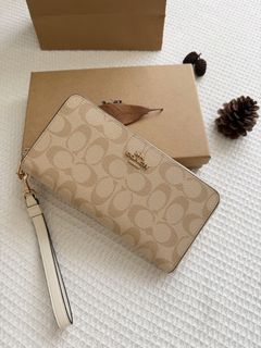 (Category: ) located in . Submitted by pshoppers. (Listing ID 1467976947, Image 1). Description: .