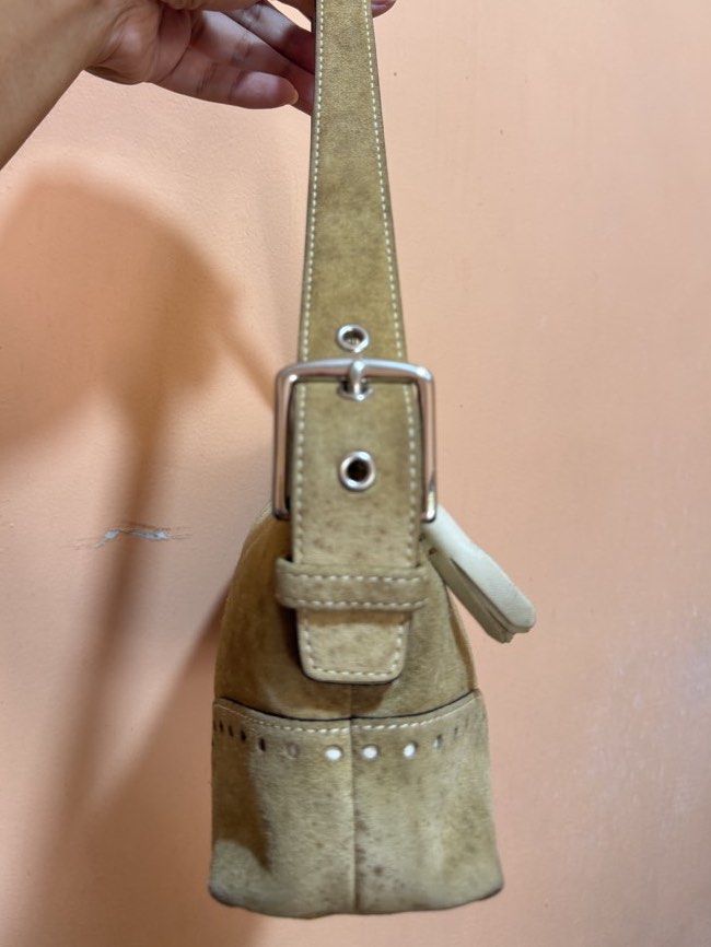 Coach Suede Hampton (Category: Shoulder Bags) located in Las Pinas. Submitted by fromlolita (Listing ID 1467878618, Image 2). Description: My personal bag Need to declutter Well taken care of Can provide ball chain for the hangtag LAST PRICE POSTED.