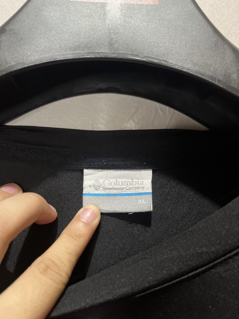 Columbia Omni-wick (Category: Activewear) located in Cebu City. Submitted by ayban05 (Listing ID 1467858627, Image 3). Description: .