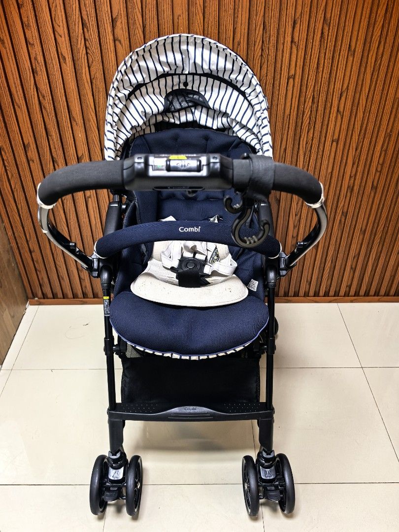 Combi stroller (Category: Strollers) located in Manila. Submitted by miradoming32070 (Listing ID 1467839901, Image 3). Description: Combi stroller 2700 only‼️ ➡️ Newborn to toddler ➡️ Fully recline ➡️ Adjustable seat ➡️ High seat ➡️ Swivel wheels ➡️ Lightweight Like new condition ‼️ Loc :bagumbong caloocan.