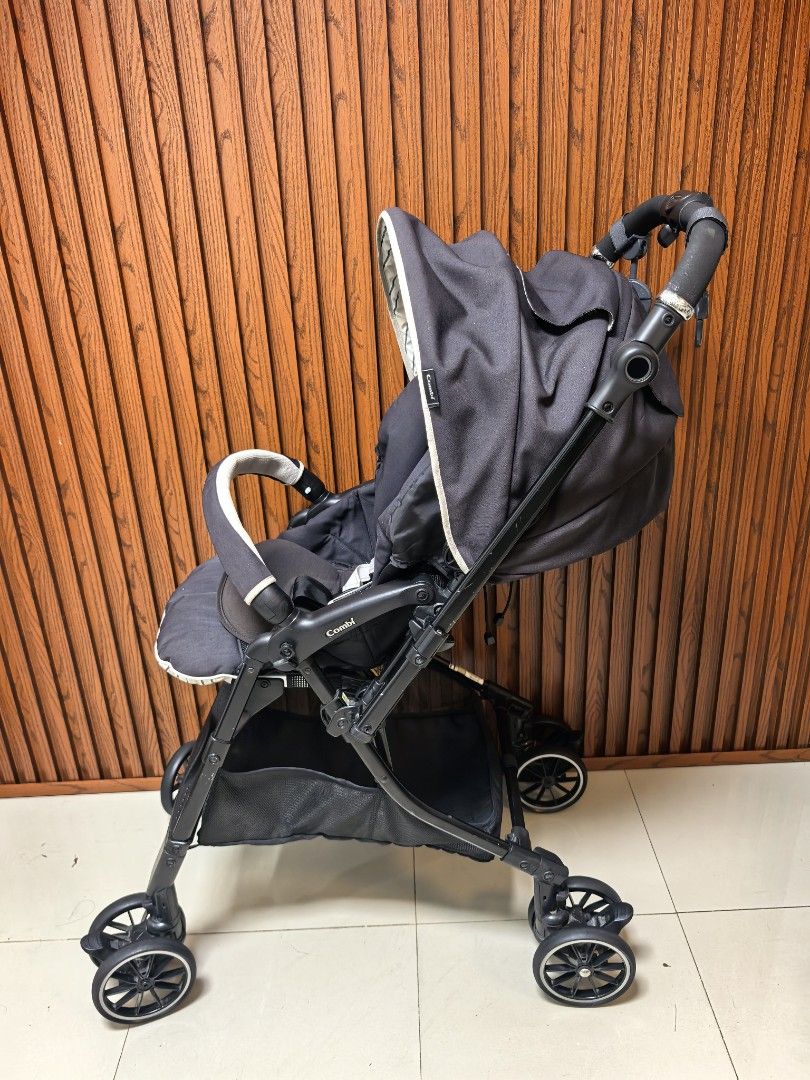 Combi stroller (Category: Strollers) located in Manila. Submitted by miradoming32070 (Listing ID 1467839943, Image 3). Description: Combi stroller 2700 only‼️ ➡️ Newborn to toddler ➡️ Fully recline ➡️ Adjustable seat ➡️ High seat ➡️ Swivel wheels ➡️ Lightweight Like new condition ‼️ Loc :bagumbong caloocan.