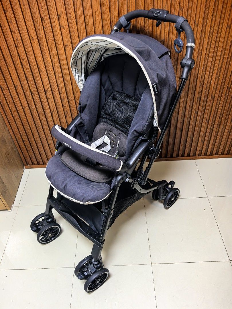 Combi stroller (Category: Strollers) located in Manila. Submitted by miradoming32070 (Listing ID 1467839943, Image 2). Description: Combi stroller 2700 only‼️ ➡️ Newborn to toddler ➡️ Fully recline ➡️ Adjustable seat ➡️ High seat ➡️ Swivel wheels ➡️ Lightweight Like new condition ‼️ Loc :bagumbong caloocan.