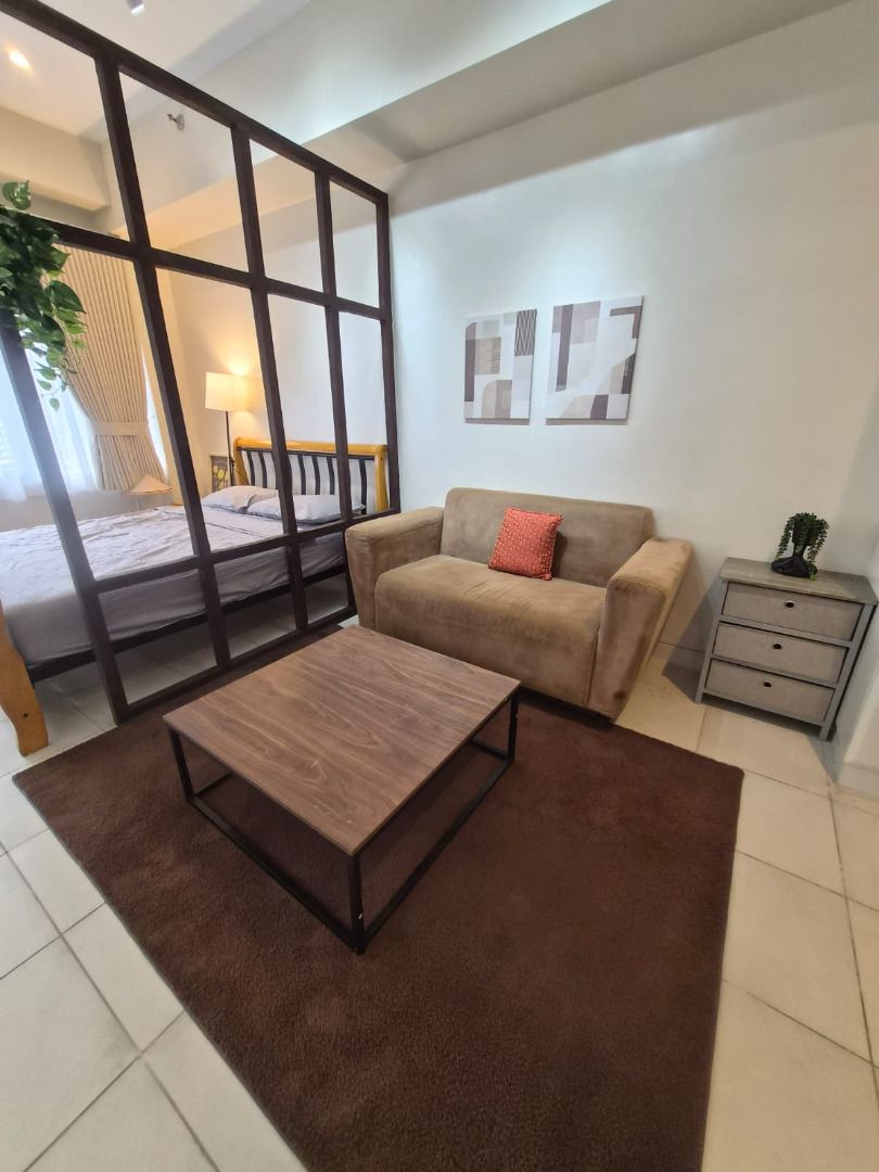 Condominium for Rent in Fairways Tower, BGC (Category: Apartments & Condos) located in Paranaque City. Submitted by joelizah (Listing ID 1467845088, Image 1). Description: CONDOMINIUM FOR RENT 📍Fairways Tower, BGC, Taguig City Floor area: 40 sqm. 11th floor Studio type Newly Renovated 1 toilet and bath Fully furnished Unit monthly rent: Php 35,000 Parking slot monthly rent: Php 6,000 Note: Available first week of November 2026 Terms: 1 month adv