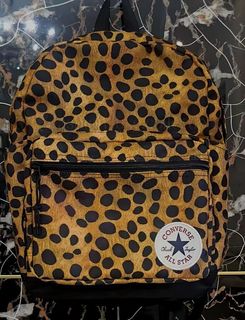 (Category: ) located in . Submitted by fashion_collection (Listing ID 1467940029, Image 1). Description: .