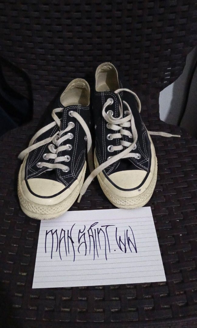 Converse Chuck Taylor Low Cut (Category: Sneakers) located in Manila. Submitted by maksaint.ww (Listing ID 1467923940, Image 1). Description: lightly worn. needs a bit of cleaning but still in good condition, no box. size 5 men, size 6.5 womens. unisex shoes.