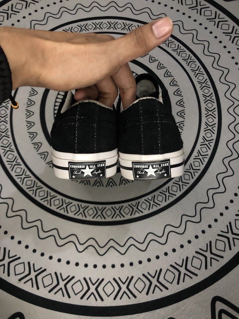 Converse One Star Black 🔥 (Category: Sneakers) located in Quezon City. Submitted by sjts22 (Listing ID 1468000731, Image 3). Description: •Excellent condition •Good as new •Orig .