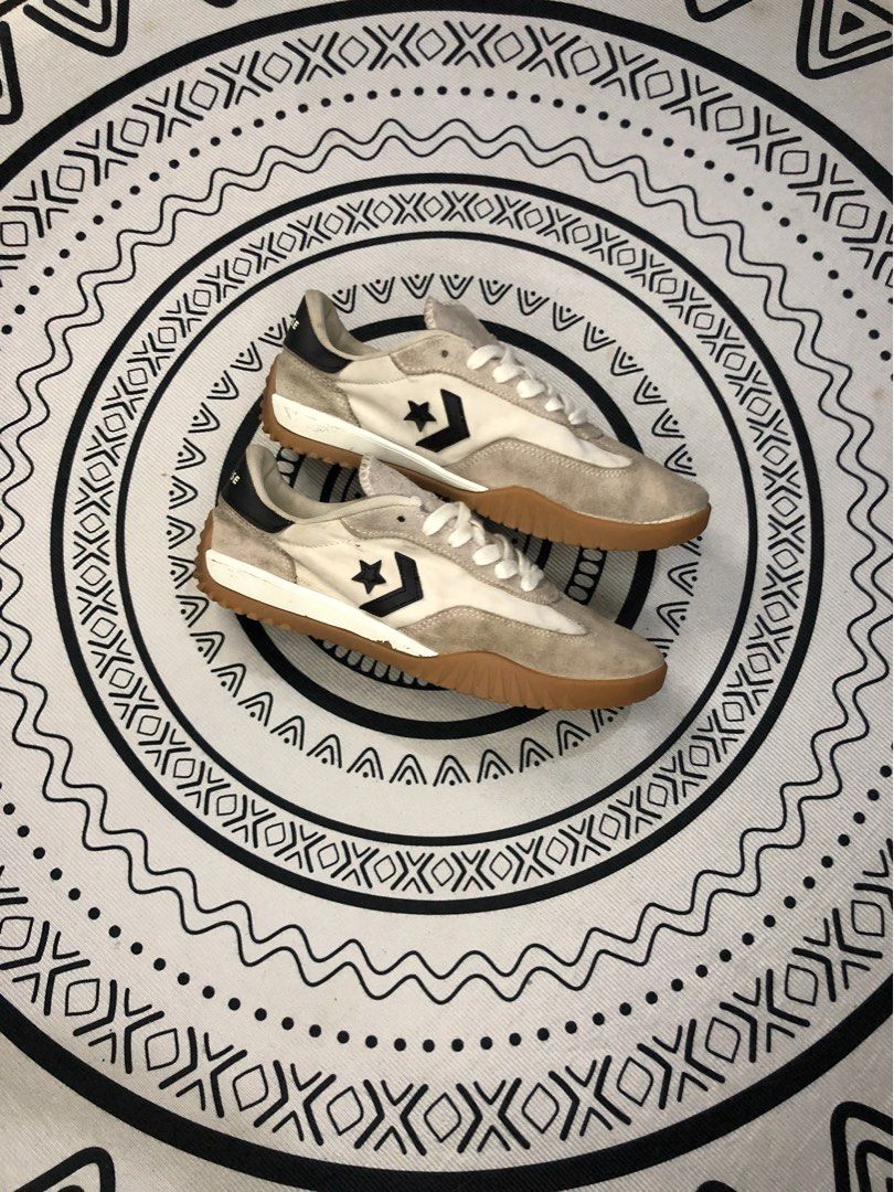 Converse Run Star Trainer 🔥 (Category: Sneakers) located in Quezon City. Submitted by sjts22 (Listing ID 1467996749, Image 1). Description: •Verygood condition •Sign of usage .