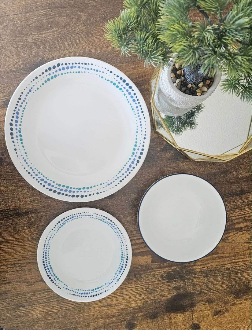 Corelle Oceanblues 12pcs (Category: Dinnerware & Cutlery) located in San Rafael. Submitted by hustlemomma (Listing ID 1467869838, Image 3). Description: Corelle oceanblues 12pcs no mugs ▪️shipping from San Rafael, Bulacan via Flash express or Lalamove only.