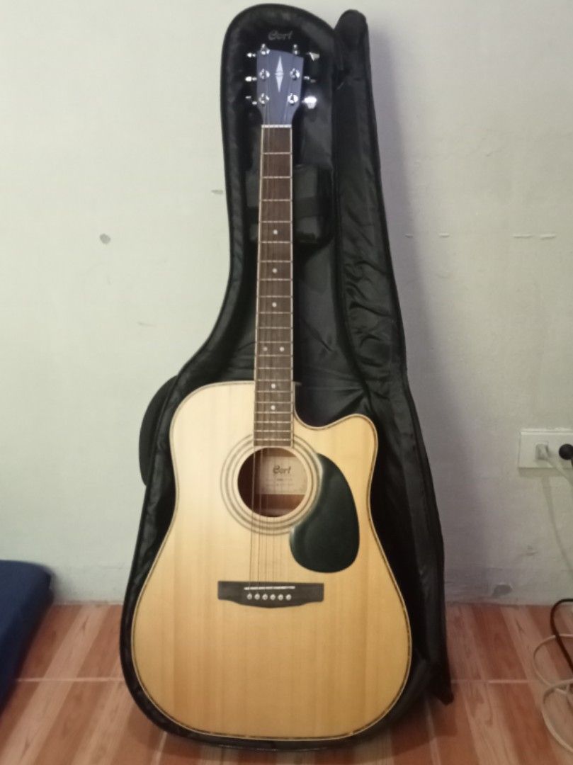Cort Acoustic Guitar (Category: Musical Instruments) located in Taguig. Submitted by kenneth.daniel07 (Listing ID 1467879787, Image 1). Description: .