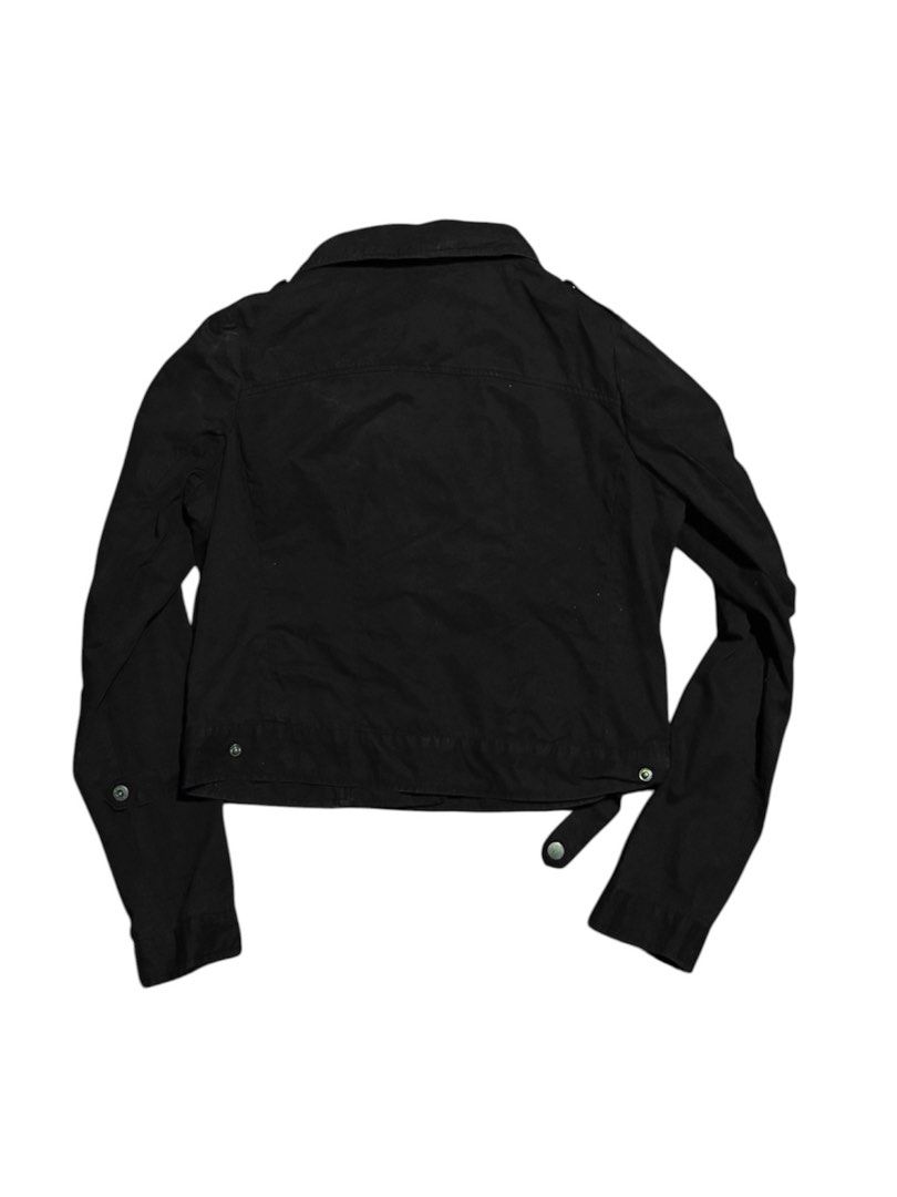 Cotton On Moto Jacket (Category: Coats, Jackets and Outerwear) located in Guiguinto. Submitted by rlyrc_ (Listing ID 1468044010, Image 3). Description: Cotton On Moto Jacket Size: Small Condition: 10/10 M/mine: ₱70” ☆ color may vary due to lighting ☆ Dm for more details. ☆ Prices are negotiable ☆ no deleting of comments, deleting of comments or cancel the orders are considered as bogus buyer! ☆ read our rules before shopping🩶.