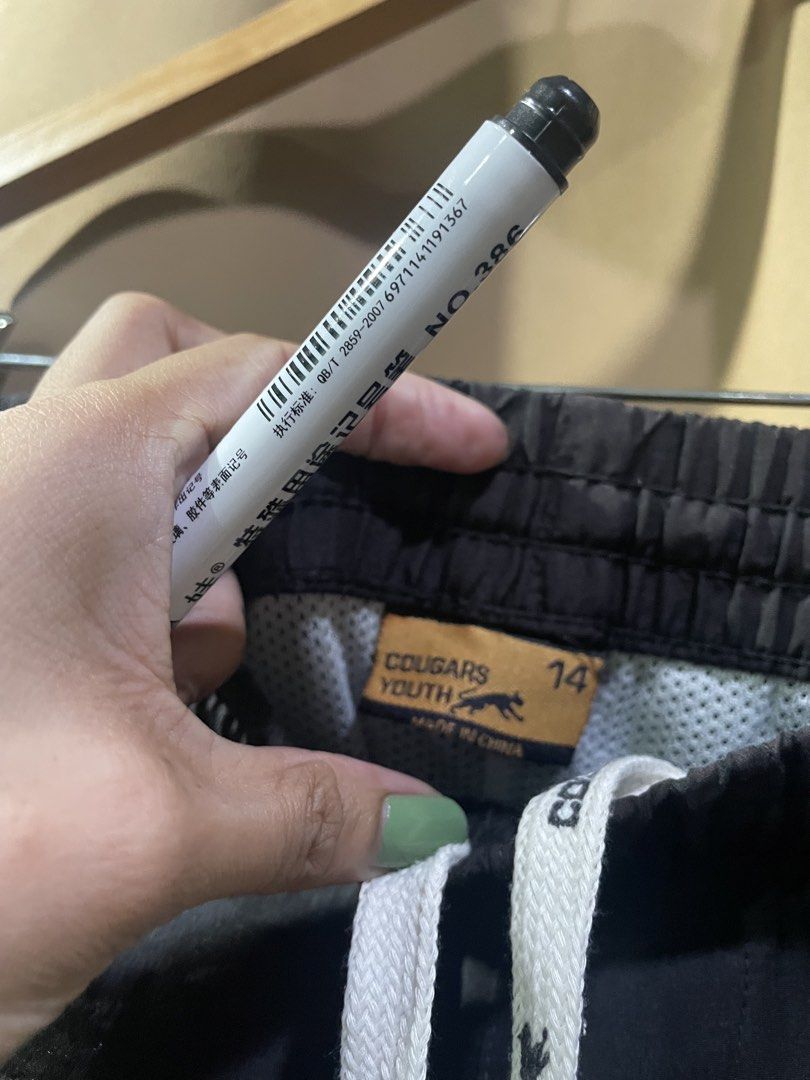 Cougars Youth Black Track Pants Size 14 (Category: Joggers) located in Quezon City. Submitted by smileclothingline (Listing ID 1467841745, Image 3). Description: 🚚Courier: J&T/Lalamove/Gogoexpress 📍Shipping fee depends on your location 💸Mode of Payment: BPI/Gcash/Paymaya ‼️Payment first, only then will ship the item.