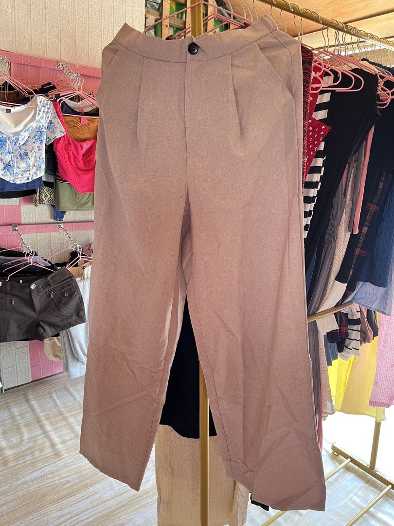 cream trouser - shein (Category: Jeans) located in Manila. Submitted by myapparelshop (Listing ID 1467909385, Image 1). Description: .