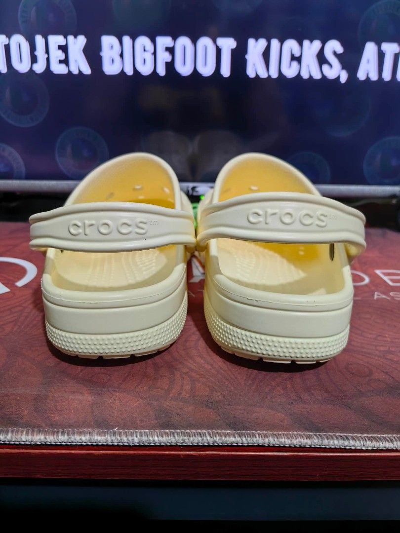 Crocs Baya clog size 13 US (Category: Slippers & Slides) located in Pasig City. Submitted by titojek (Listing ID 1468029047, Image 3). Description: ⚠️ For sale only. 🔥 Brand new and legit Cr0cs Baya clog size 13 US. 💵 2,400. Fixed price (3,495 SRP) 🛵 Lalamove or Grab ✈️ J&T and JRS (no rush shipping) 💳 Payment • Gcash or Security Bank ❌ Wala na akong meet up. ❌ Walang COD/COP. ❌ Walang Sh0pee checkout. 📍Pinagbuhatan, Pasig City 💡Actual prod