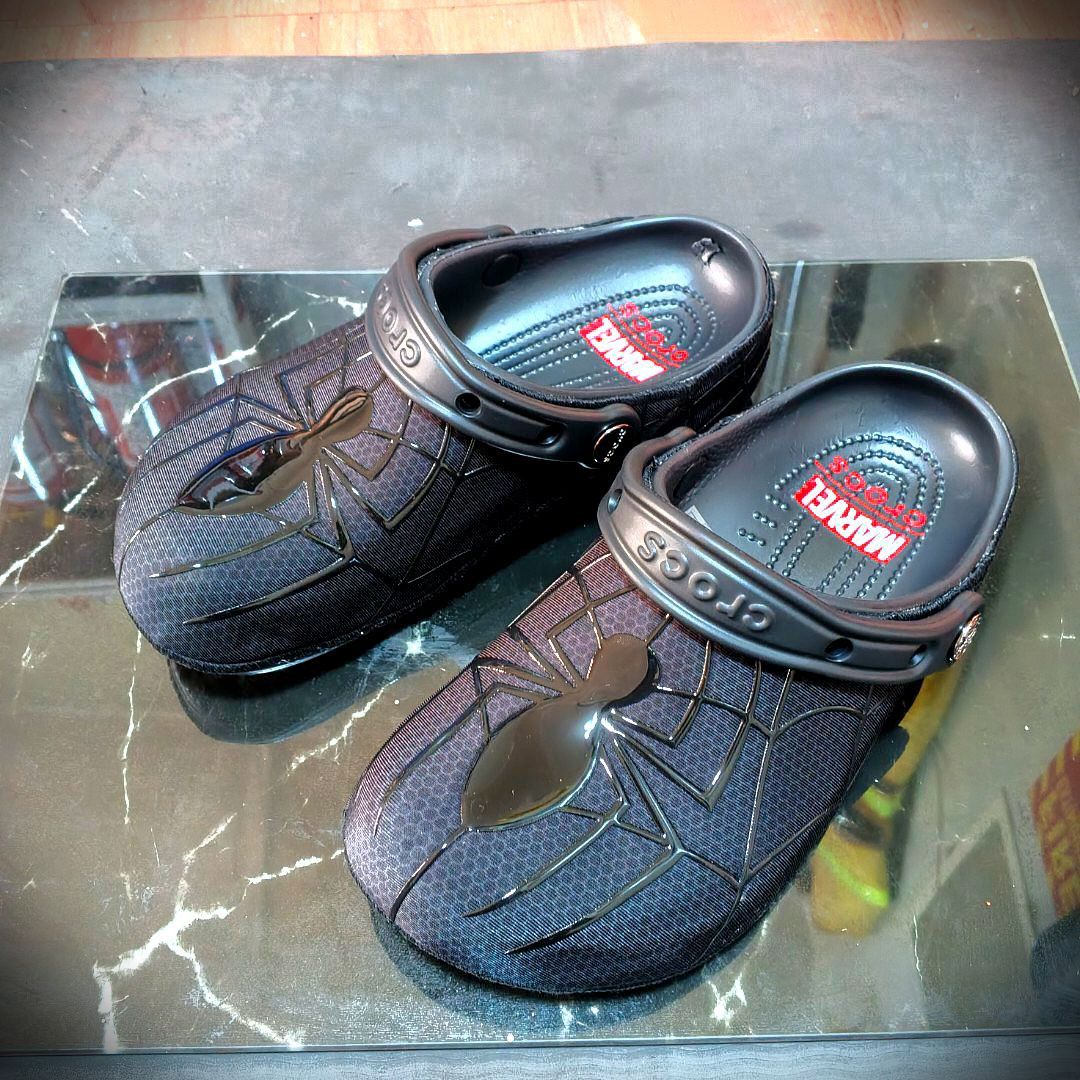 Crocs Black Spiderman Symbiote (Category: Casual Shoes) located in Quezon City. Submitted by willfiresafety (Listing ID 1467635905, Image 1). Description: size m5 w7.