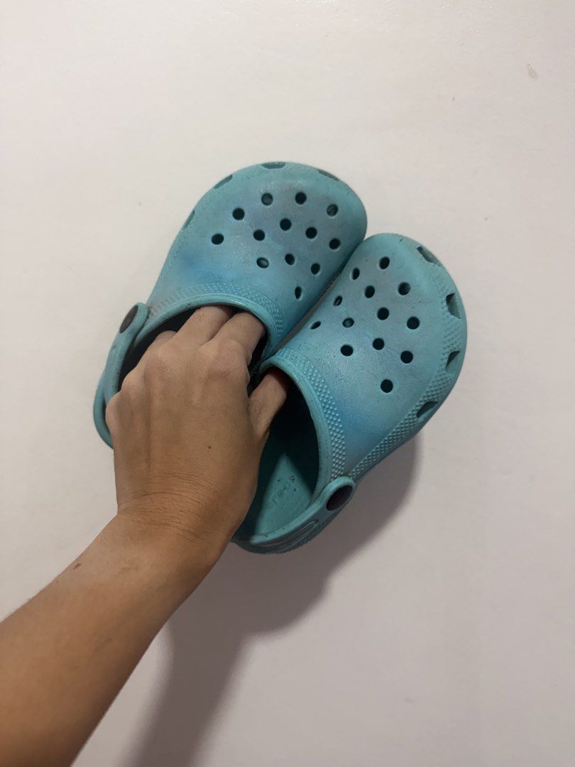 Crocs Clogs C11 Kids (Category: Babies & Kids Fashion) located in San Fernando. Submitted by maindaysanik2x (Listing ID 1467947514, Image 2). Description: My Childs Personal Preloved.