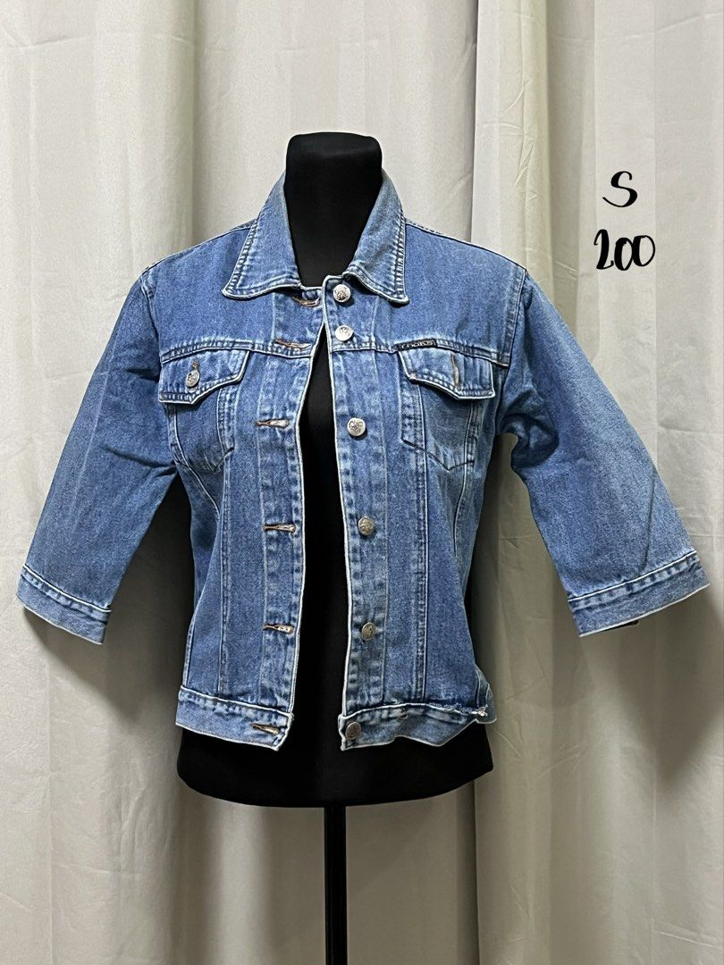 Cropped denim jacket 3/4 sleeve (Category: Coats, Jackets and Outerwear) located in Las Pinas. Submitted by jilanah (Listing ID 1468025998, Image 1). Description: .
