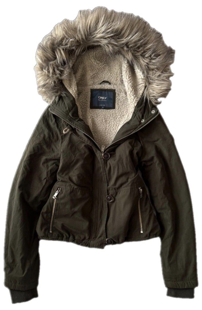 Cropped Sherpa Lined Fur Twill Bomber Jacket (Category: Coats, Jackets and Outerwear) located in Manila. Submitted by brownbutterlatte (Listing ID 1467938457, Image 1). Description: Given as a gift. Never used. Just stored in the closet. Price is negotiable only for sure buyers. Super warm. Perfect for winter! Have lining inside. Can fit XS- Small. Helping tags Zara Uniqlo Bershka Cotton On Mango Pull & Bear Stradivarius GU Cos H&M.
