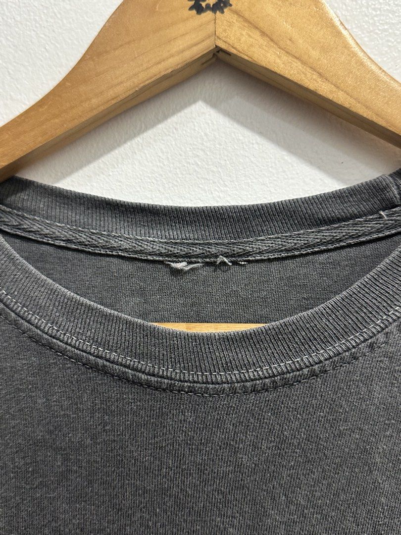 Cut tags (Category: Coats, Jackets and Outerwear) located in Manila. Submitted by wegotthrifts (Listing ID 1468056075, Image 3). Description: Ganda ng color way.