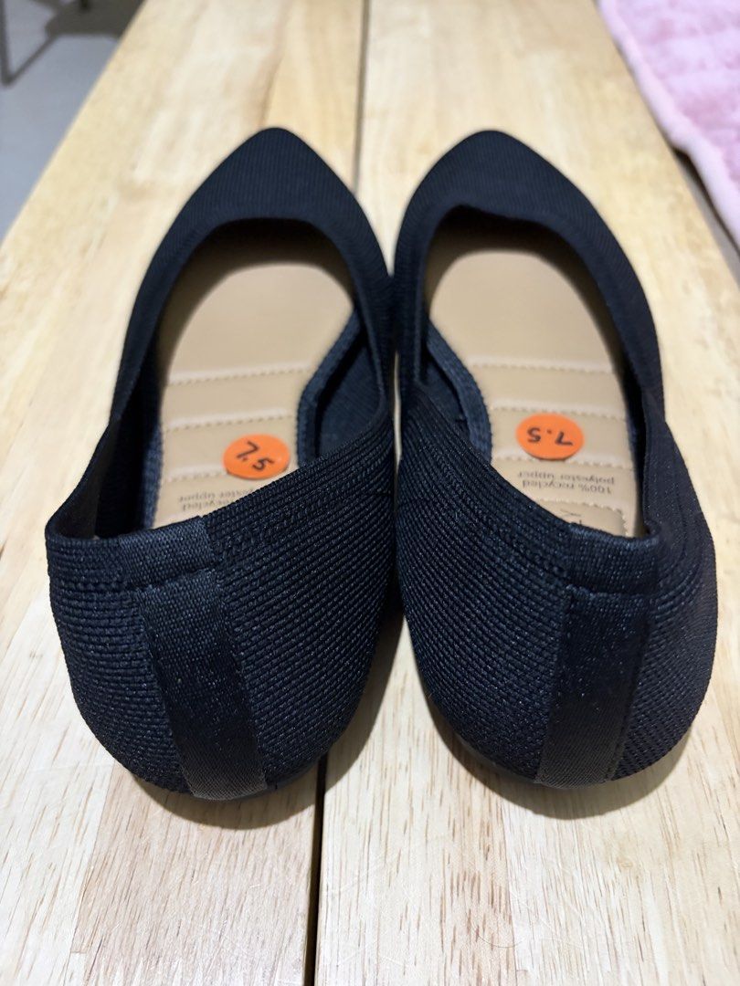 Cynthia Rowley Black Pointed Toe Flats Size 7.5 (Category: Flats & Sandals) located in Paranaque City. Submitted by greatfinds108 (Listing ID 1467876753, Image 3). Description: - Brand: Cynthia Rowley - Style: Pointed toe slip-on flats - Color: Black - Size: US 7.5 (orange sticker still attached to footbed) - Material: 100% recycled polyester knit fabric - Features: Comfortable cushioned tan inner sole, clean soles, and crisp fabric texture For p