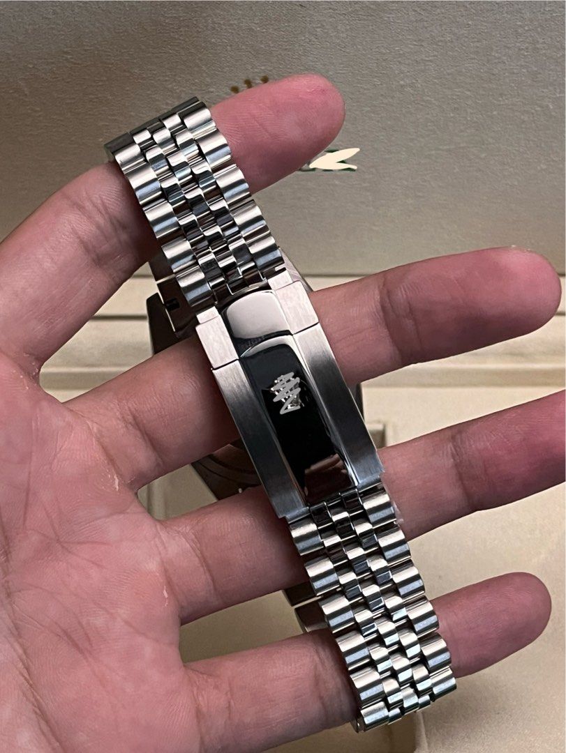 Rolex Datejust 36 Wimbledon (Category: Men's Watches) located in Manila. Submitted by stanlicu (Listing ID 1467857371, Image 2). Description: ₱14,000 BPF SupC Ref. 126234 - Datejust 36mm Wimbledon - Automatic Movement (Manual Winding and Hacking) - Miyota 8215 Movement (used in Citizen watches) - Oyster Clasp - Complete Links - 904L Stainless steel case and bracelet - Complete set of papers and box Pre-order (2-3 weeks waiting time) 10% Downpayme