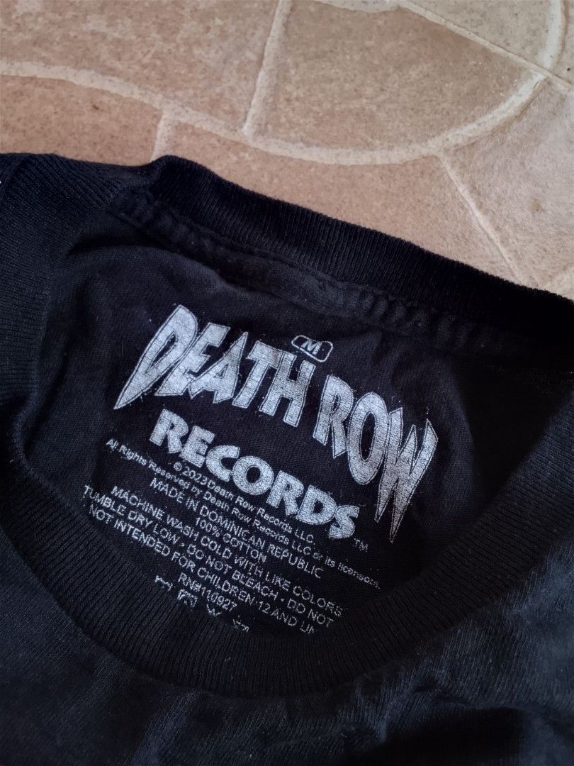 Death Row Records (Category: Tshirts & Polo Shirts ) located in Ligao. Submitted by ulapipot (Listing ID 1467953538, Image 3). Description: 20.5/27 As New Condition 9.8/10 Color Rate No Issues.
