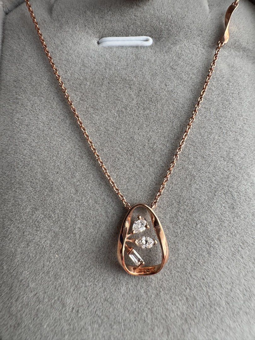 Diamond Necklace in HK Rosegold Setting (Category: Necklaces) located in Makati City. Submitted by shoppinghaven.ph (Listing ID 1467921473, Image 3). Description: .20ct total Natural Diamond HK Setting Stamped 14K Rosegold Stamped, 18K for the lock 16-16.5cm adjustable With Certificate Accepts layaway with 0% interest 📍Makati 🚐 LBC/ J&T/ Lalamove DP as low as 5% Remaining balance just divide into the number of months to pay. Sample for 6 mos la