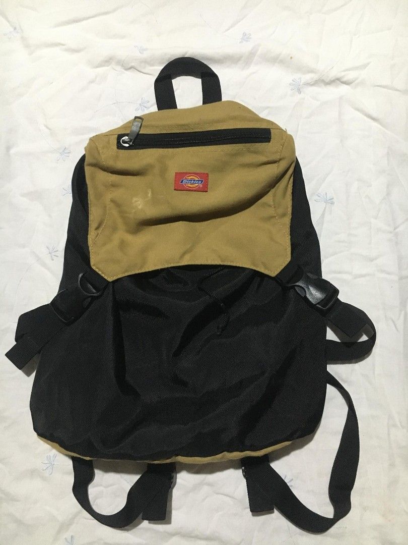 Dickies backpack (Category: Backpacks) located in Quezon City. Submitted by thriftyzx (Listing ID 1467984244, Image 1). Description: Dickies backpack Excellent Condition No issue Need wash Authentic 1299 Freeshipping Via jnt Location: QC.