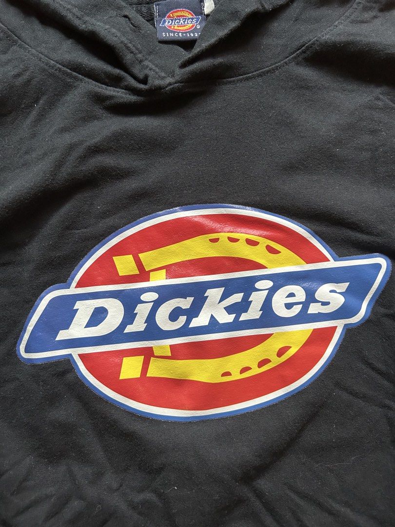 Dickies Black Hoodie (Category: Coats, Jackets and Outerwear) located in Manila. Submitted by bossjear (Listing ID 1467925776, Image 3). Description: Medium Length 26 X Width 20 best fit small to medium no issue .