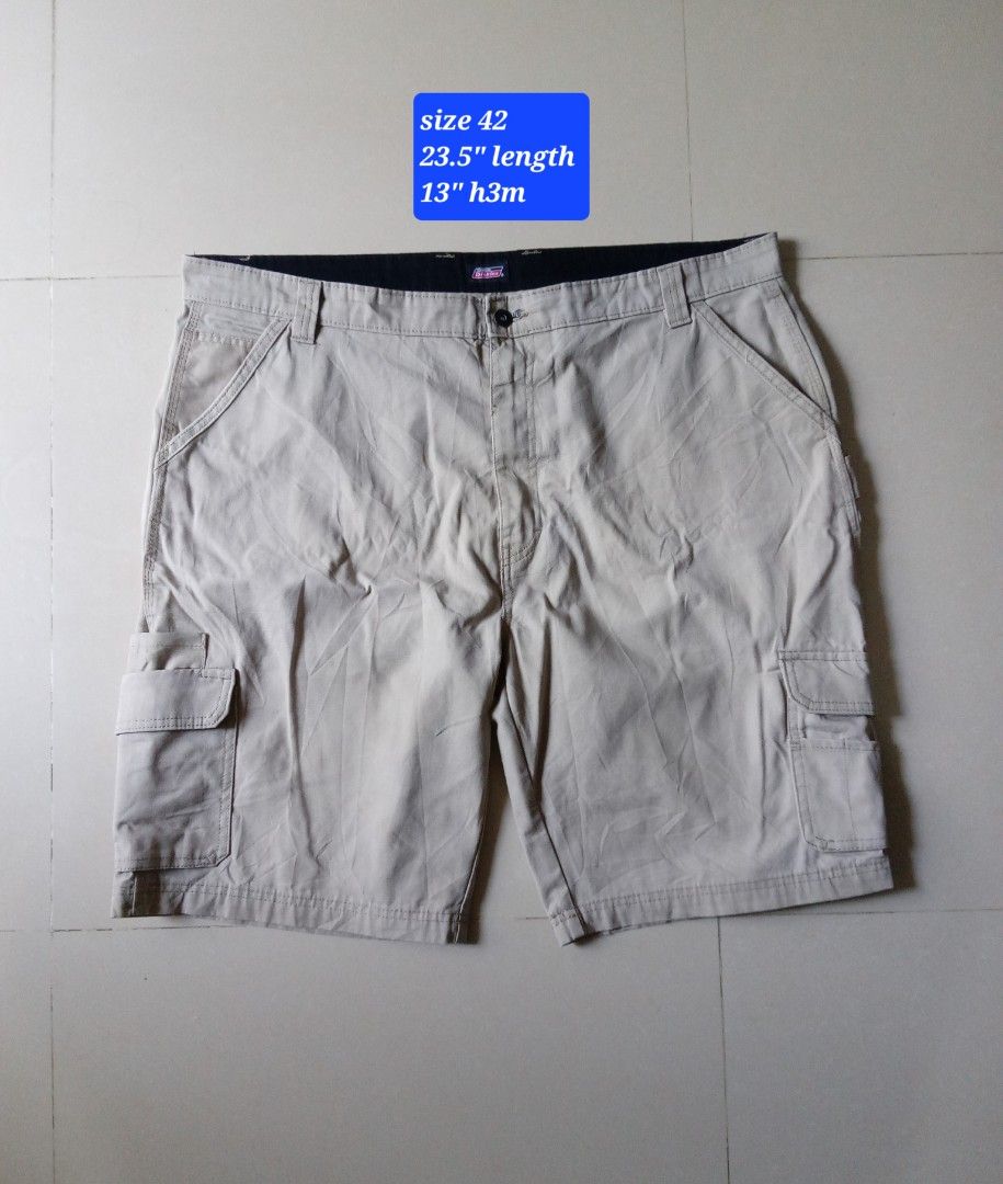 Dickies cargo short (Category: Shorts) located in Akbar. Submitted by bethlehema07352 (Listing ID 1467984263, Image 1). Description: .