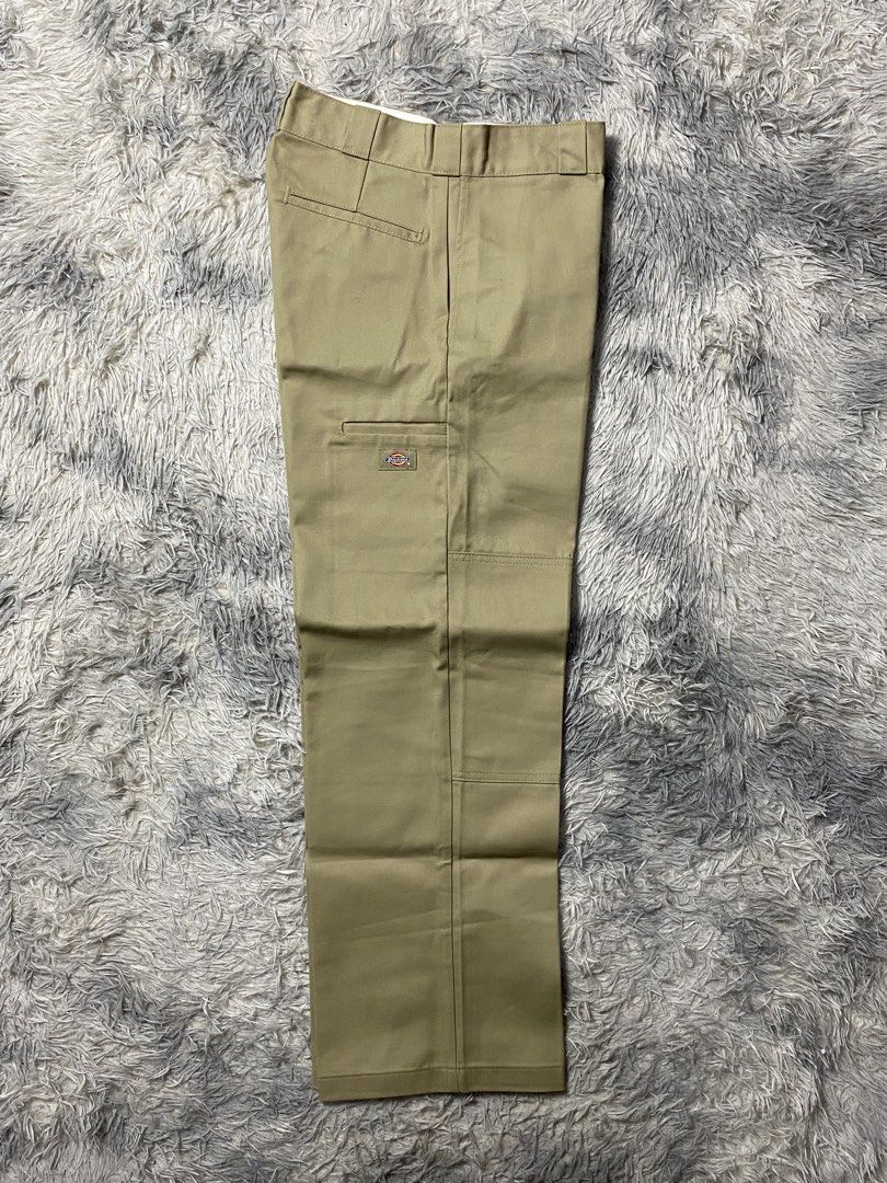 Dickies Loosefit Khaki Double knee and patch (Category: Activewear) located in Santa Rosa. Submitted by 415_thriftss (Listing ID 1468046310, Image 3). Description: Dickies Loosefit Double Knee Double Patch Khaki Pants ✅ Available - 30x30 On tag - Brandnew / Deadstock condition and super crispy 🔽DETAILS - Condition: 10/10 - Dimes: 30-32 Waist x 39 Length - Leg opening 10 - Color rate: 10/10 - Issue: None ———————————— 🏷️ M / Mine: 2000 + Shipping