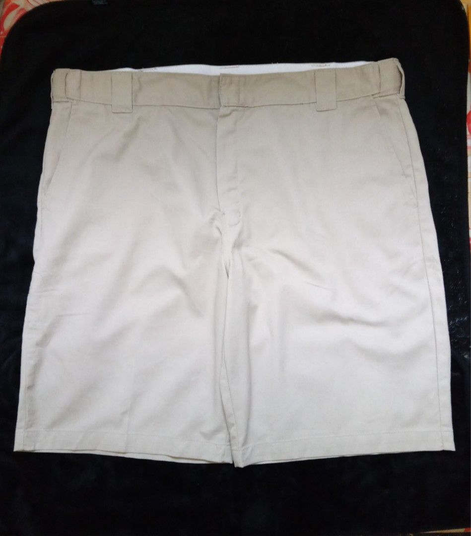 Dickies relax fit short (Category: Shorts) located in Akbar. Submitted by bethlehema07352 (Listing ID 1467983897, Image 2). Description: .