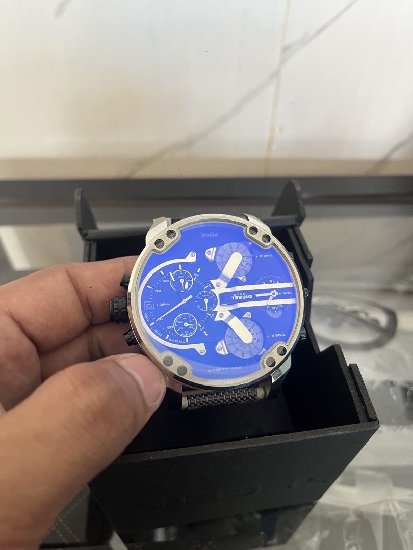 Diesel mr.daddy 2.0 Chronograph Watch (Category: Men's Watches) located in Camalaniugan. Submitted by anarchymonopoly052128 (Listing ID 1467865816, Image 1). Description: .
