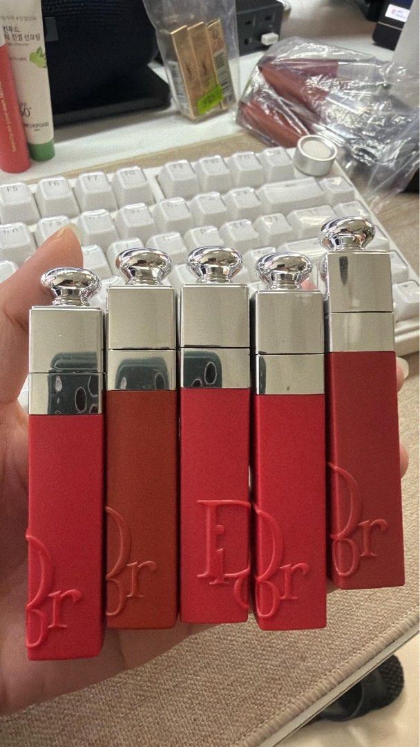 Dior Liptints (Category: Makeup) located in Bulacan. Submitted by karisma_noverra (Listing ID 1467925560, Image 1). Description: 1500 din best seller ko to Shades 541 651 421.