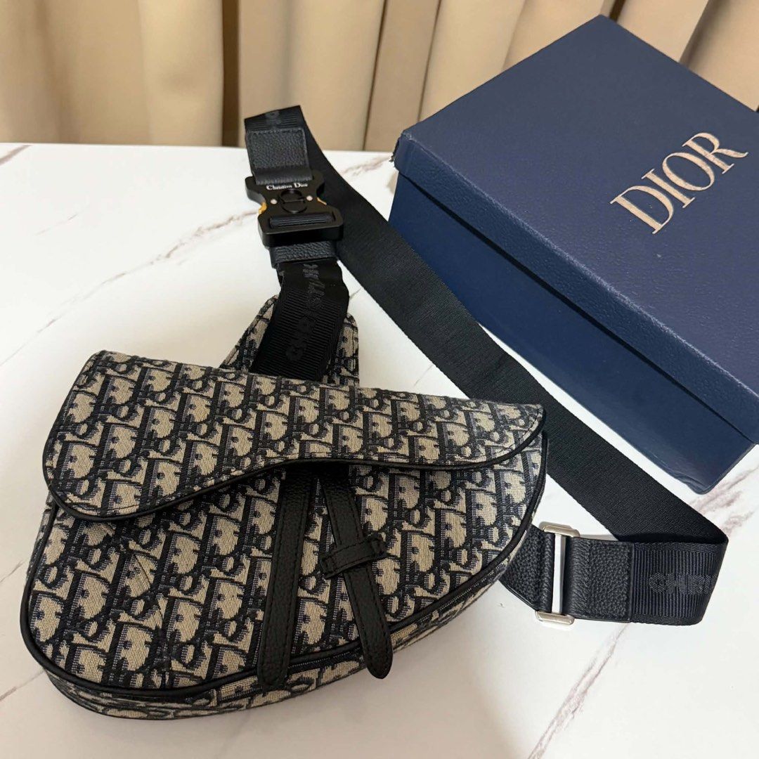 ❣️Dior Men Saddle Bag 25.5cm❣️ (Category: Sling Bags) located in Manila. Submitted by annmacalua (Listing ID 1467849831, Image 1). Description: What u see is what u get!🥰.