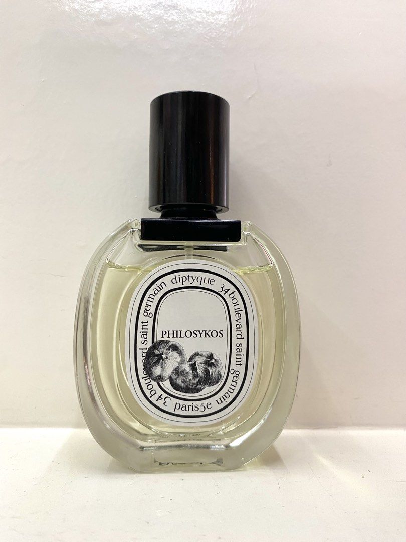 Diptyque Philosykos edt 50ml (Category: Fragrance & Deodorants) located in Mexico. Submitted by happymoby (Listing ID 1467878308, Image 1). Description: Bottle size 50ml Juice level 45ml Philosykos Eau de Toilette by Diptyque is a Aromatic Green fragrance for women and men. Philosykos Eau de Toilette was launched in 1996. The nose behind this fragrance is Olivia Giacobetti. Top note is Fig; middle note is Fig Leaf; base note is Fig Tree..