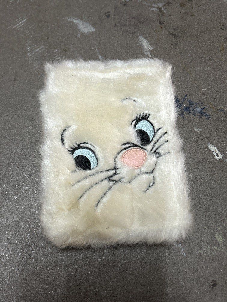 Disney Marie journal sleeve (Category: Stationery & School Supplies) located in Bulacan. Submitted by ourdailybreads (Listing ID 1467859873, Image 1). Description: .