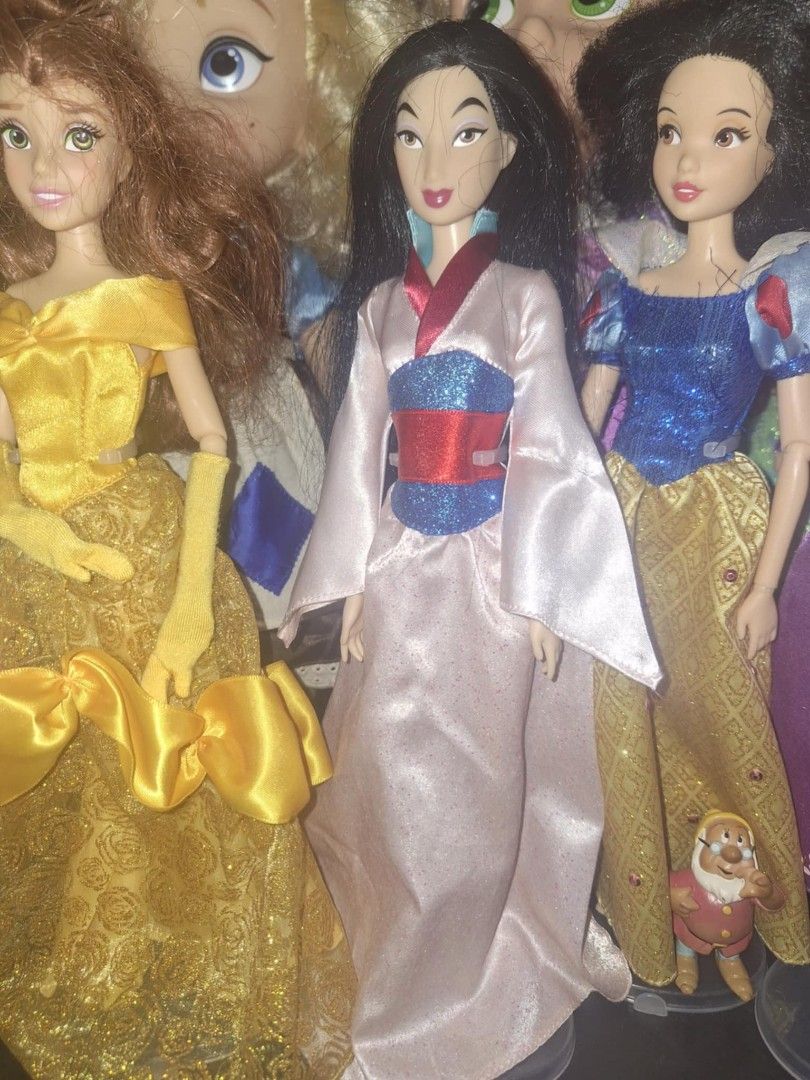 Disney Store Mulan Doll (Category: Kids Toys) located in Taguig. Submitted by chalaudrey14 (Listing ID 1468031765, Image 1). Description: For Sale Preloved Disney Store Mulan Doll -Soft pa ang hair -Barely played -No shoes Location: Taguig City Shipping via J&T or lalamove.