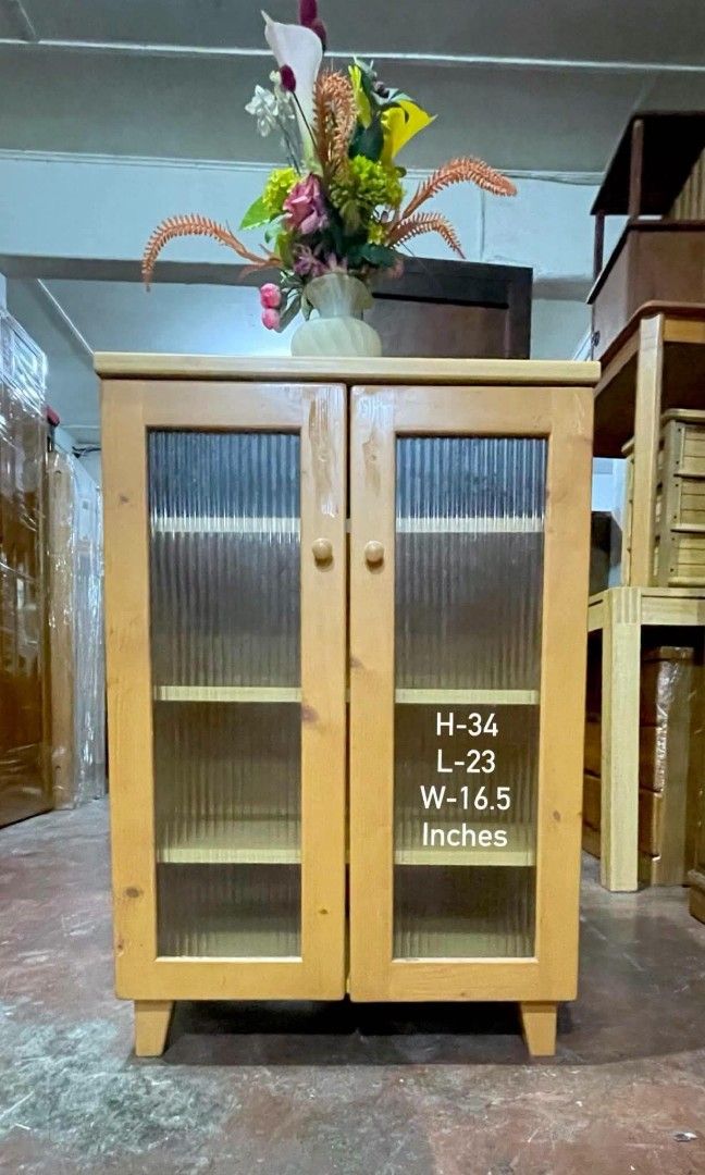 Display Buffet Side Cabinet (Category: Shelves, Cabinets & Racks) located in Quezon City. Submitted by dannikkishoppe2 (Listing ID 1467930573, Image 2). Description: Display Buffet Side Cabinet ‼️₱5500‼️ ✅ Sturdy and Durable Construction ✅ Perfect for displaying your favorite collections and home décor ✅ Stylish and Functional — perfect for your home or business! Please manage your expectations as there might be minimal flaws. Color may vary due 