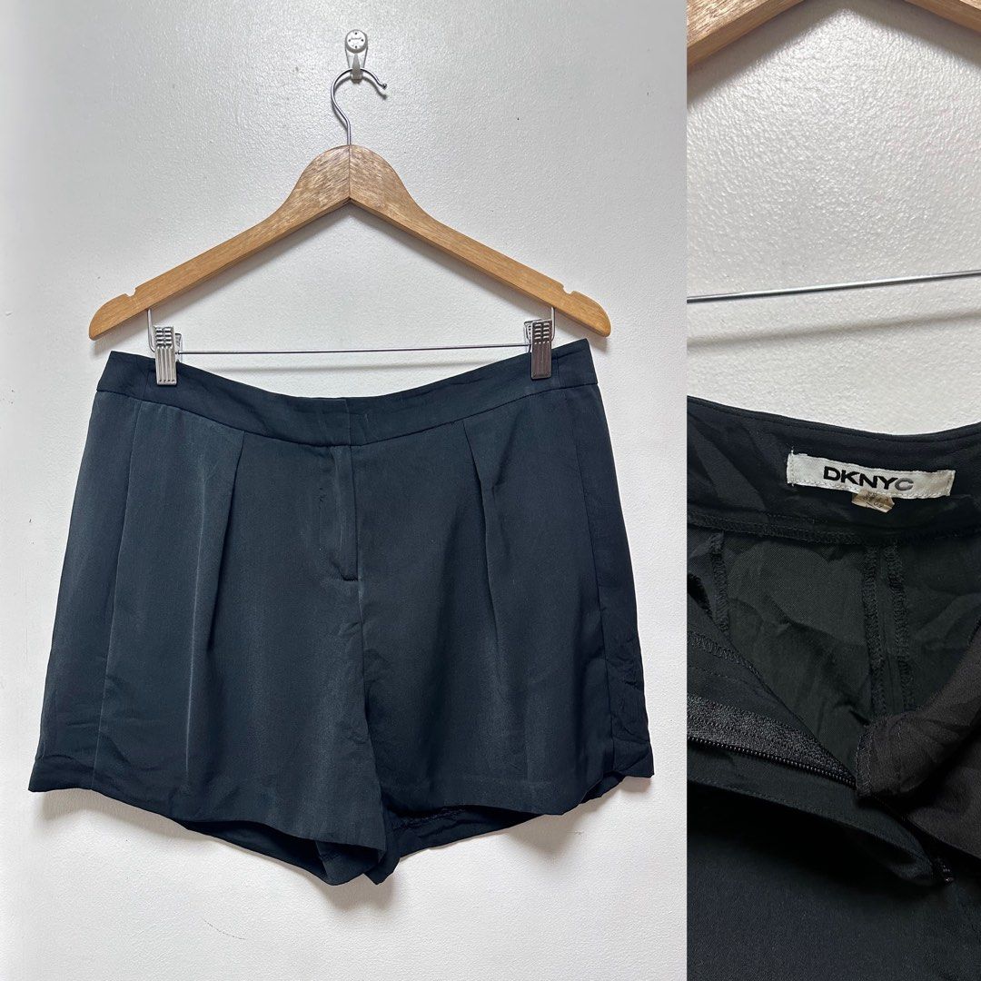 DKNYC Black Pleated Tailored Shorts (Category: Shorts) located in Rizal. Submitted by loveluna. (Listing ID 1467966019, Image 1). Description: .
