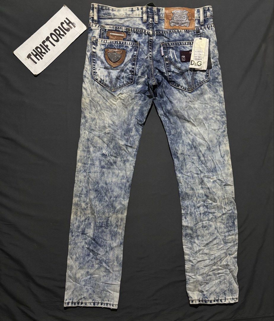 DOLCE AND GABBANA PANTS (Category: Luxury Apparel) located in Taytay. Submitted by dwinsapparel (Listing ID 1467934561, Image 1). Description: DOLCE AND GABBANA PANGS W-32-34 L-42 LEG HOLE -11.5 HEM - 7 EXCELLENT CONDITION NEED WASH COMPLETE TAGS.