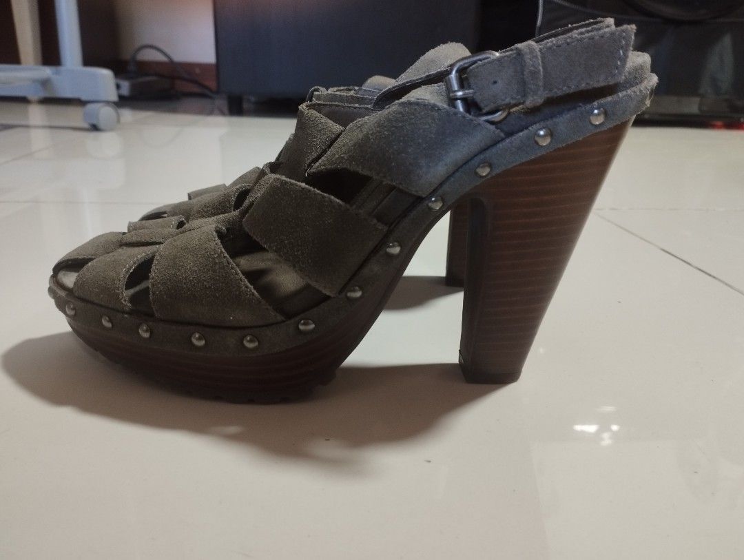 Dolce Vita Grey Suede Clog Heels Size 8 (Category: Heels) located in Bacoor. Submitted by lia.ho (Listing ID 1467911749, Image 3). Description: Dolce Vita grey suede gladiator heels - high wooden block heel (around 5 inches), platform sole, and lug tread - adjustable strap with buckle - size US 8 - Condition: worn a few times, with minor wear on insoles and soles. all studs intact and no visible issues rfs: decluttering price negotiable:).