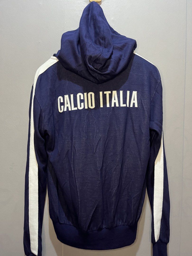 Dolce&Gabbana Calcio Italia (Authentic) (Category: Luxury Apparel) located in Cebu City. Submitted by ayban05 (Listing ID 1467886217, Image 2). Description: .