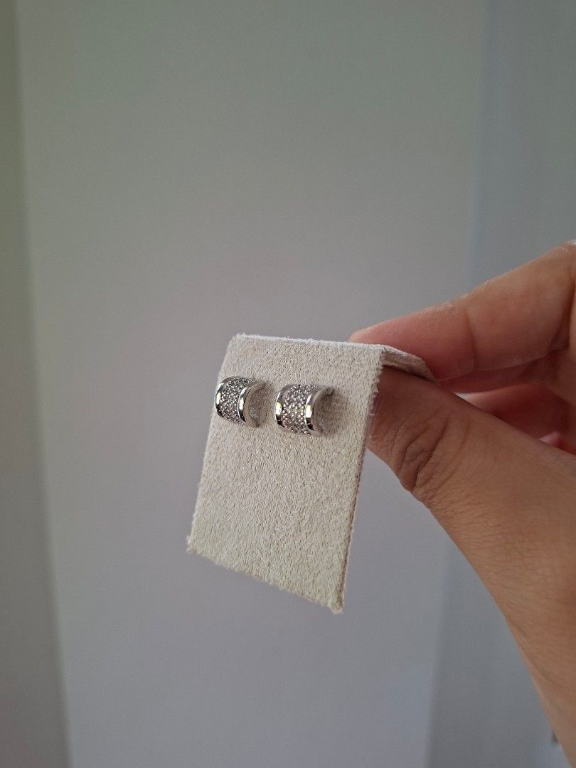 Dome Shape Silver Stainless Zirconian Stones Stud Earrings (Category: Earrings) located in Dasmarinas. Submitted by danabrie22 (Listing ID 1468054295, Image 2). Description: very well-made, excellent crafstmanship 10/10 condition brand new stainless steel & colored cubic zirconia stones made in Hongkong.
