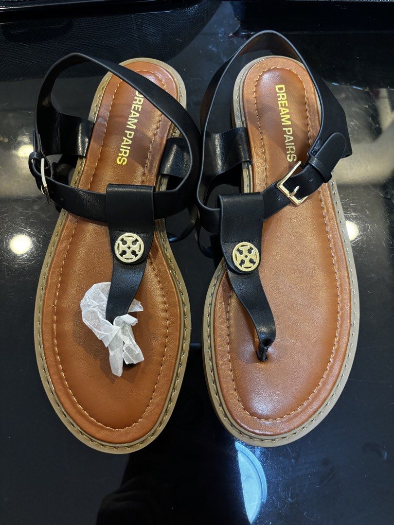 Dream Pairs (Category: Sandals) located in Bacoor. Submitted by charmiechua16 (Listing ID 1467958247, Image 3). Description: Brand new!! Dream pairs Size indicated. Original Price (₱1900) Selling price. ₱ 500each.