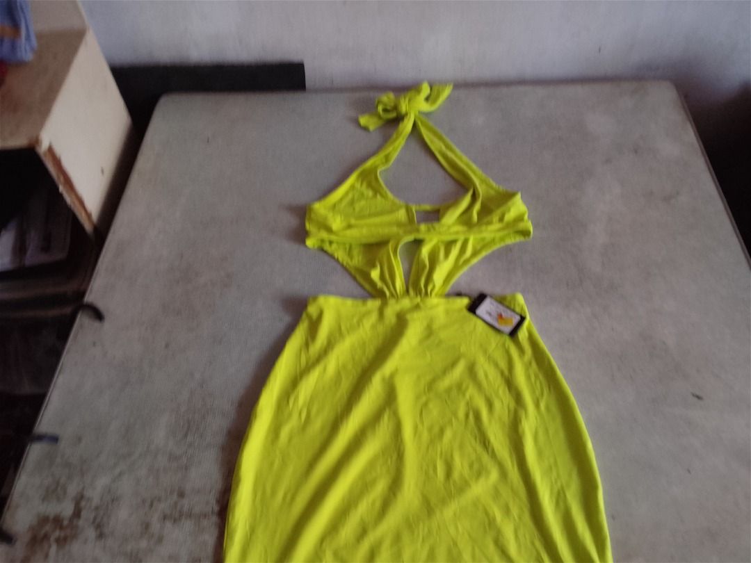 Dress US BNEWTAG (Category: Dresses) located in Los Banos. Submitted by mania-62906 (Listing ID 1467883155, Image 3). Description: BNEWTAG. US small. ( Ideal attire to wear outing on a beach) Note out of town from Nov 25- Jan25, 2027.